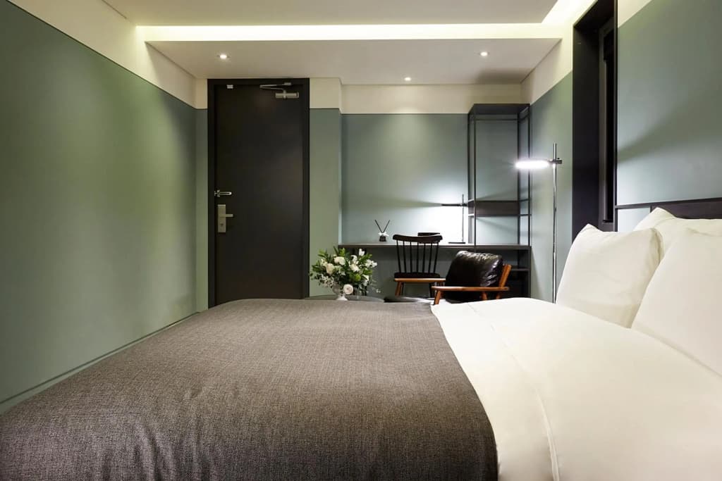 9 Brick Hotel - photo 4
