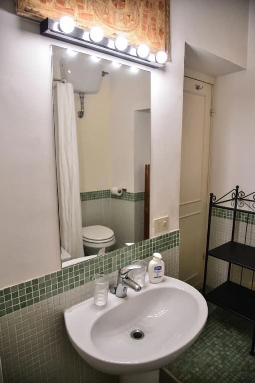 Stylish apartment in central Rome - photo 8