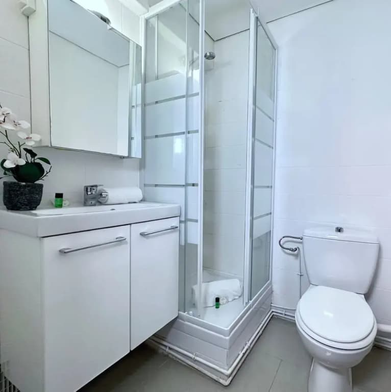 1601 Dumont - photo 7