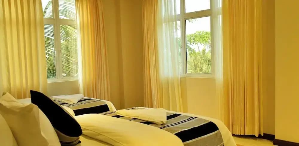 Lagoon Lodge - photo 6