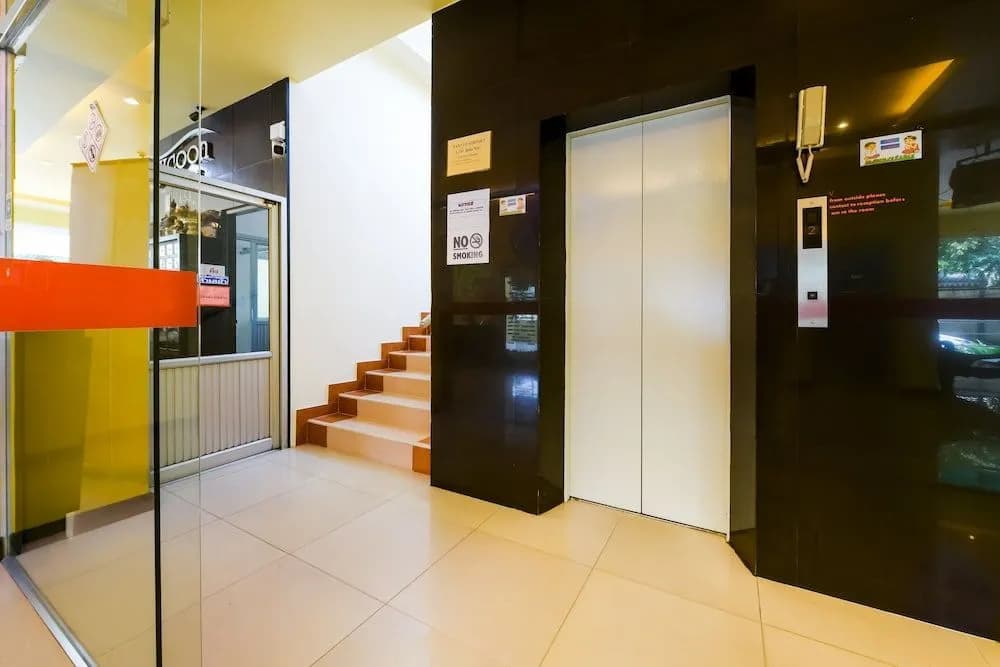 OYO 463 Tycoon Place - photo 12