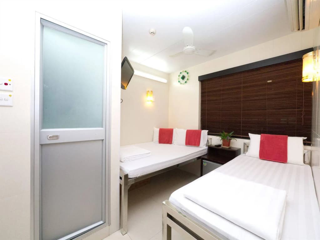 International Inn - photo 6