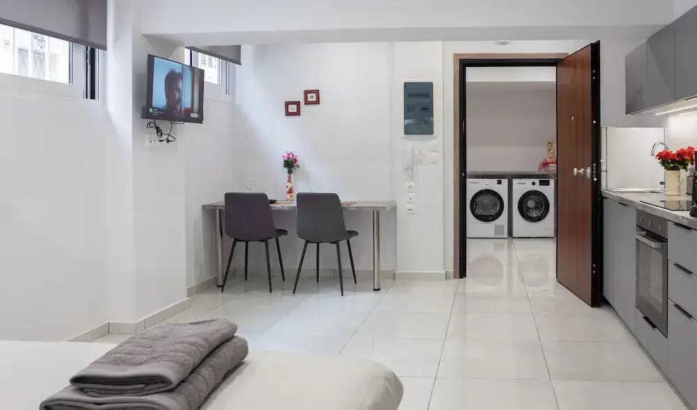 New Pagrati Studio Modern & Cozy - photo 18