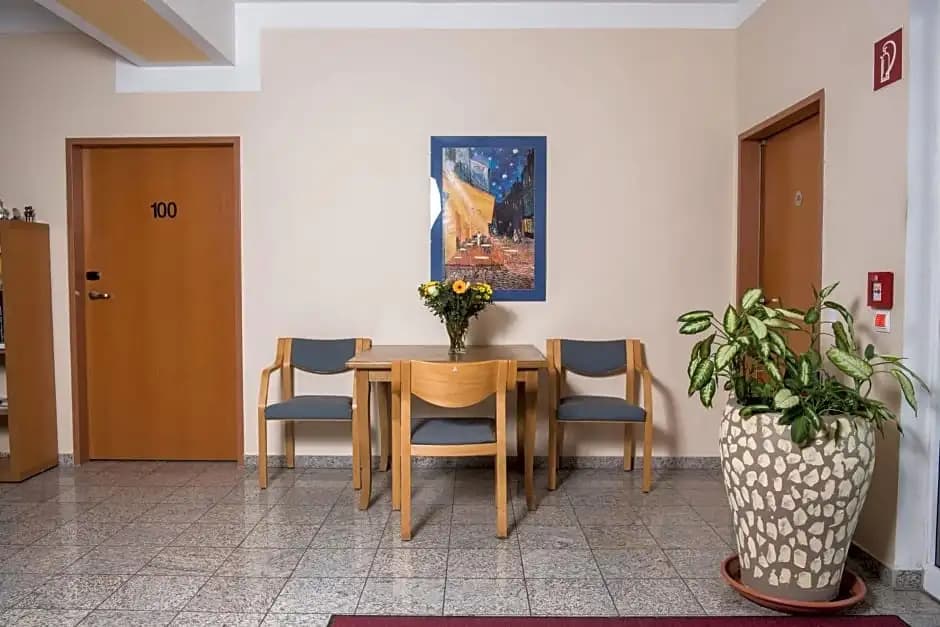 Hotel Breitenlee - photo 15