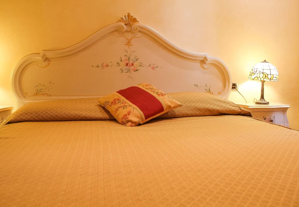 Angeles Inn - photo 3
