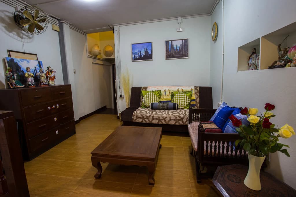 Baan Gaysorn Hostel - photo 17