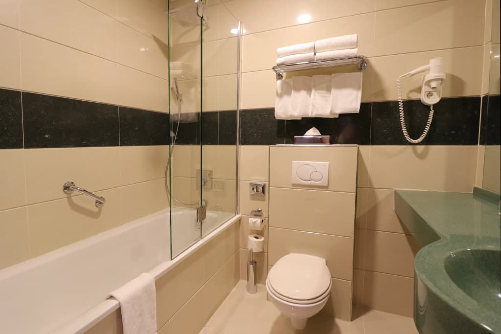 XO Hotels Blue Square - photo 9