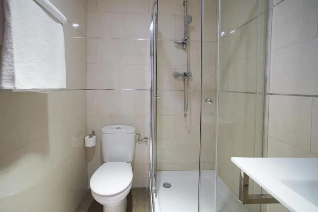 Hostal Drassanes - photo 11