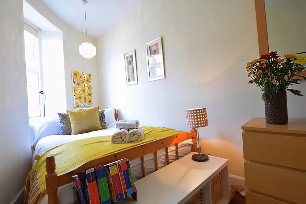 JOIVY Bright New Town 2 bed Apt - 5 Mins to Princes St - photo 4