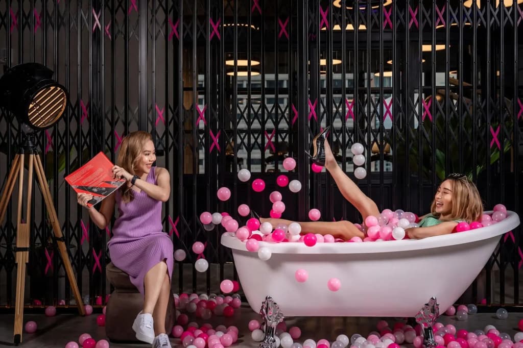 Moxy Bangkok Ratchaprasong - photo 24