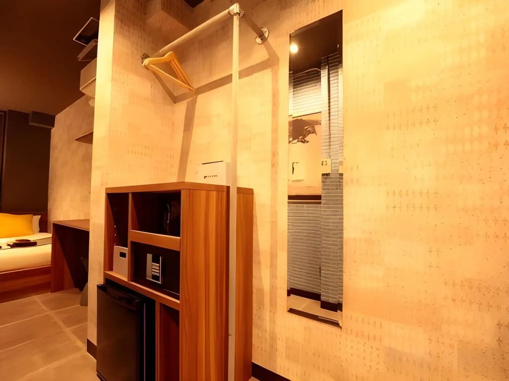 Under Railway Hotel Akihabara - photo 3