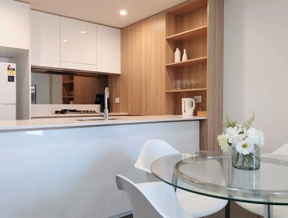 Luxury 1 Bedroom 1 Study With 1 Parking - photo 13