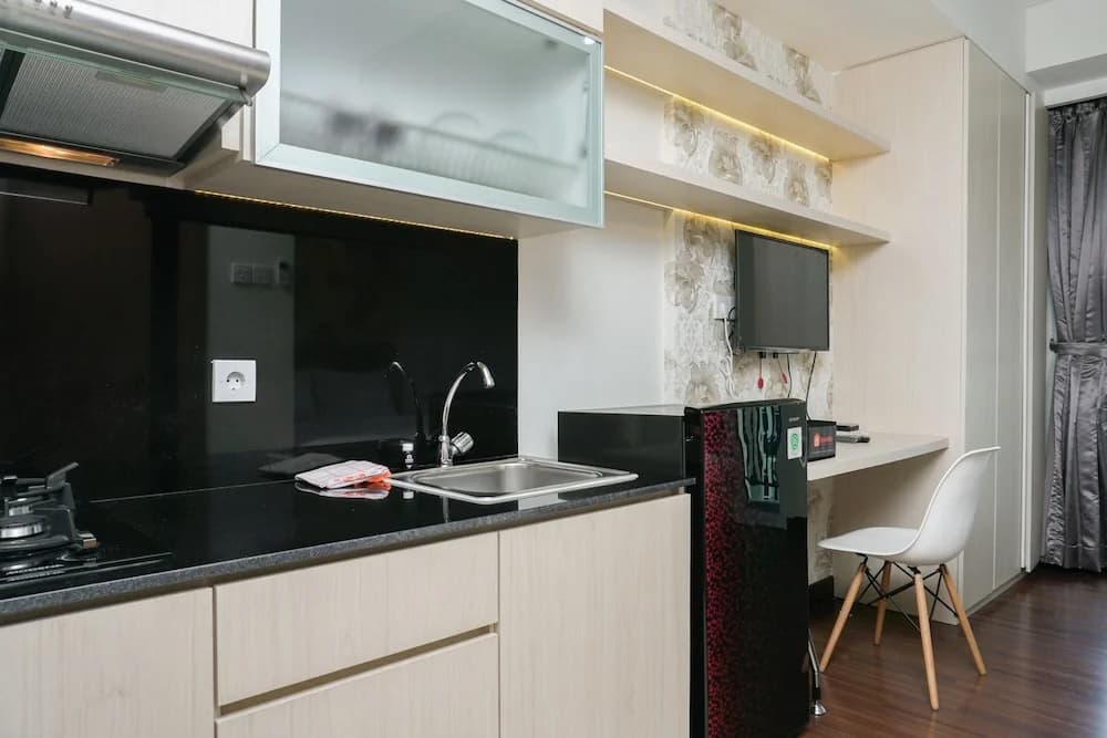 Pool View Studio Apartment at Puri Orchard - photo 18