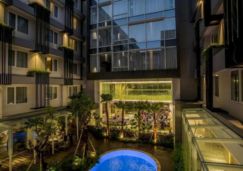 Mercure Jakarta Sabang - photo 14