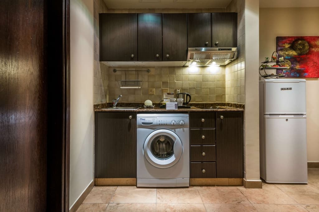 First Central Hotel Suites - photo 36