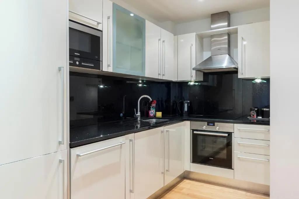 Latitude Apartment - photo 8