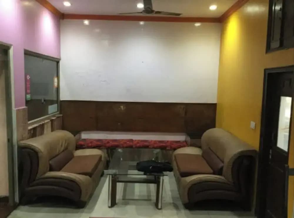 Hotel Krishna Palace By Grb - photo 10
