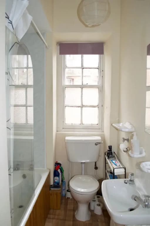 Centrally Located Meadows Flat - photo 6