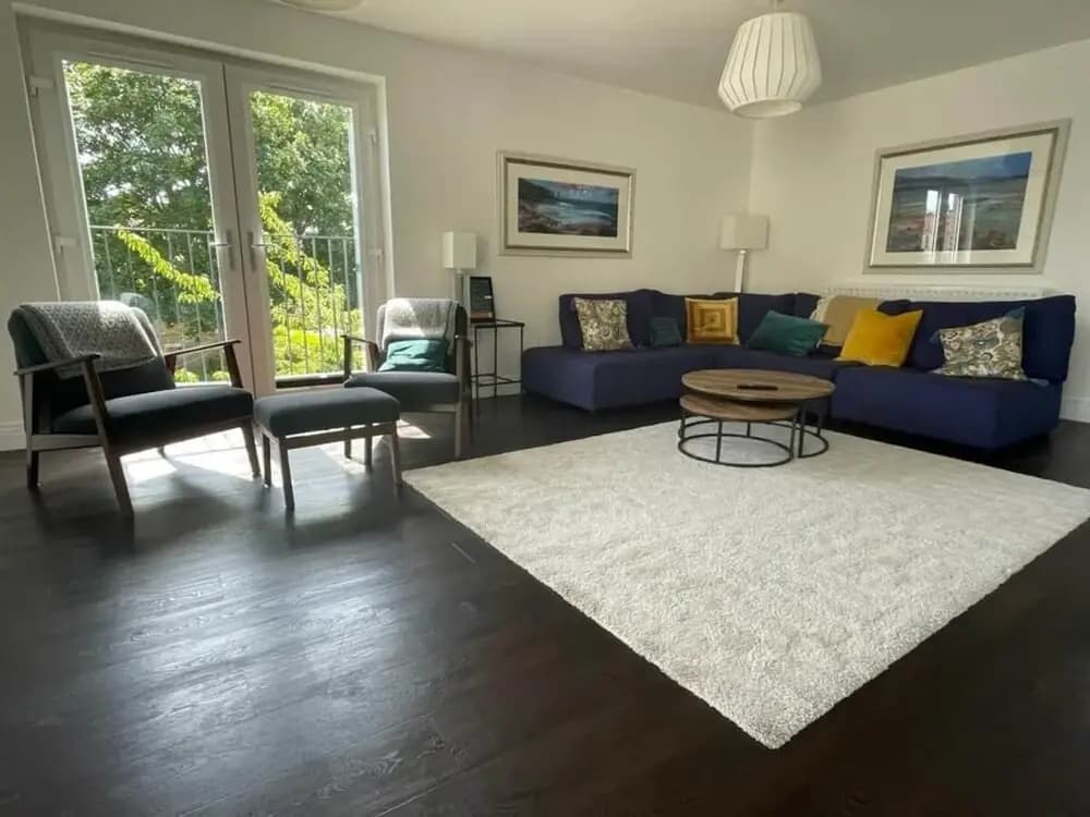 Bright City Centre Flat - photo 3