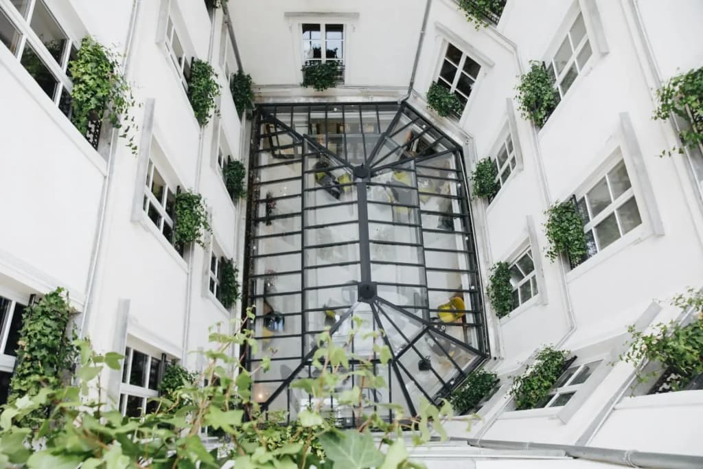 Le Burgundy Paris - photo 1
