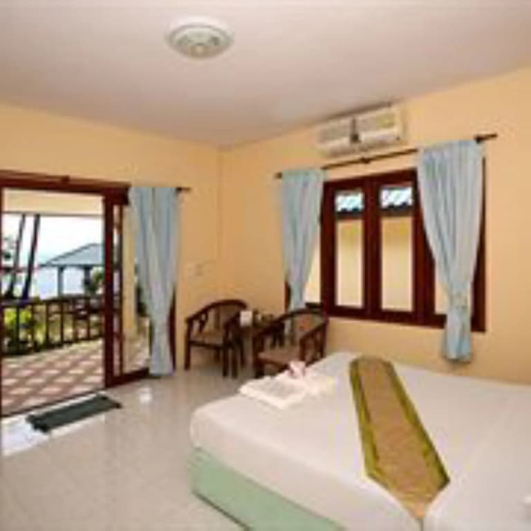Three Trees Samui Resort - Sarocha Villa - photo 2