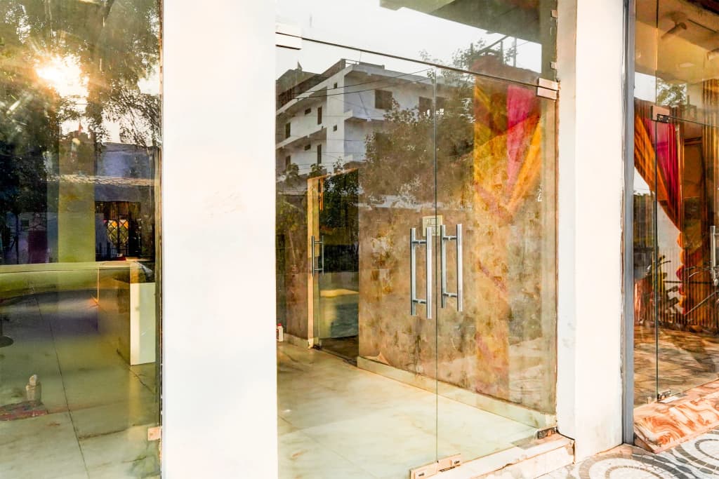 Super Collection O Vasundhara Enclave Delhi - photo 10