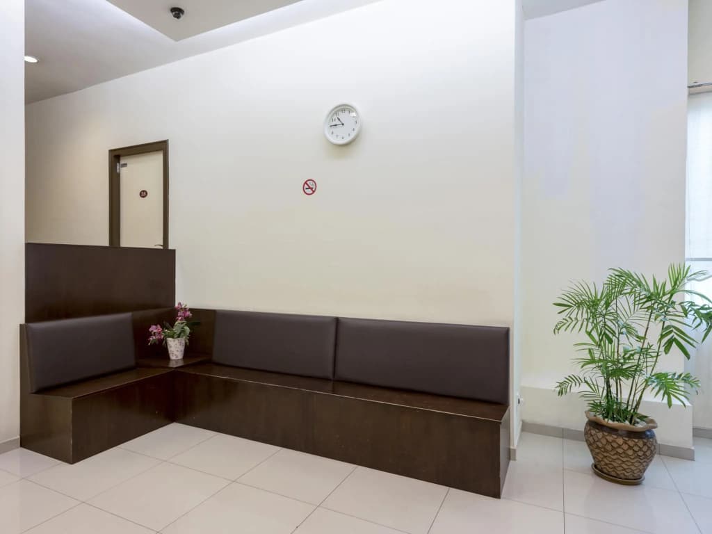 Raintree Hotel - photo 8