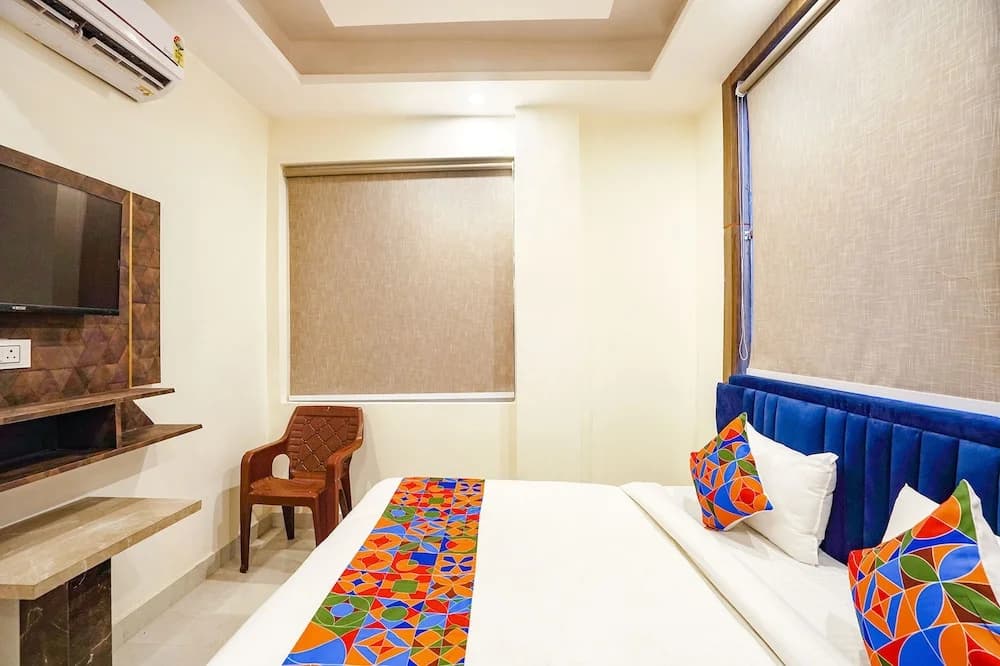 Fabhotel The Luxe Inn - photo 2