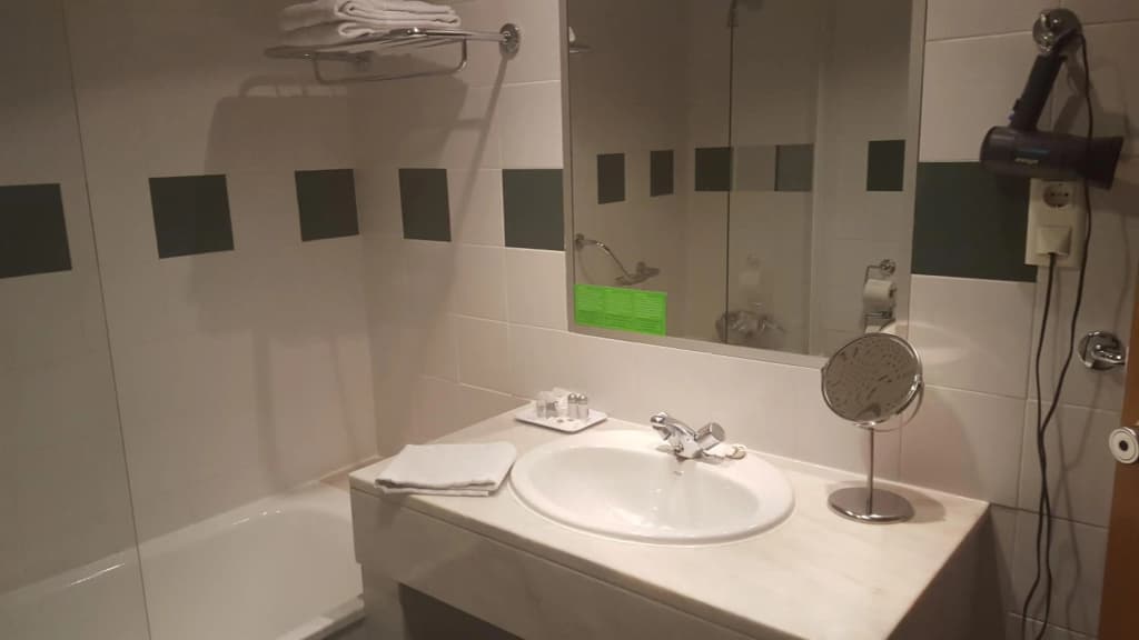 Hotel 3K Madrid - photo 9