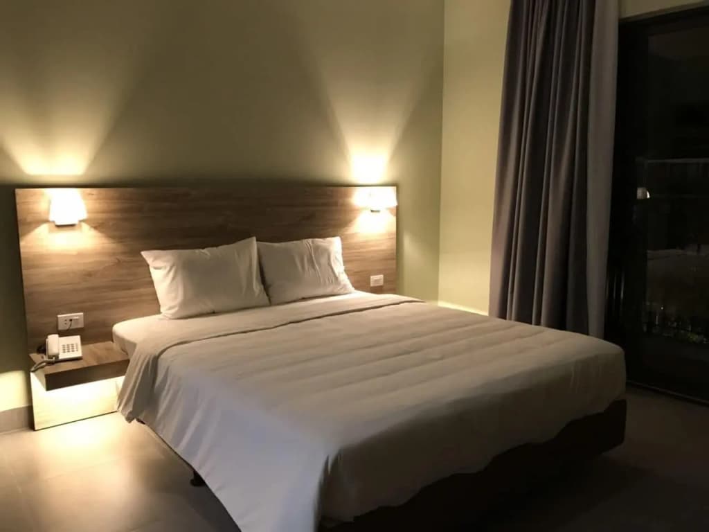 VYVY Hotel - photo 4