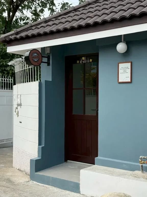Around Ari Hostel - photo 10