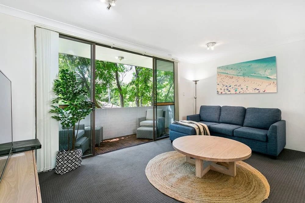 Bondi Bliss Lamrock - photo 5