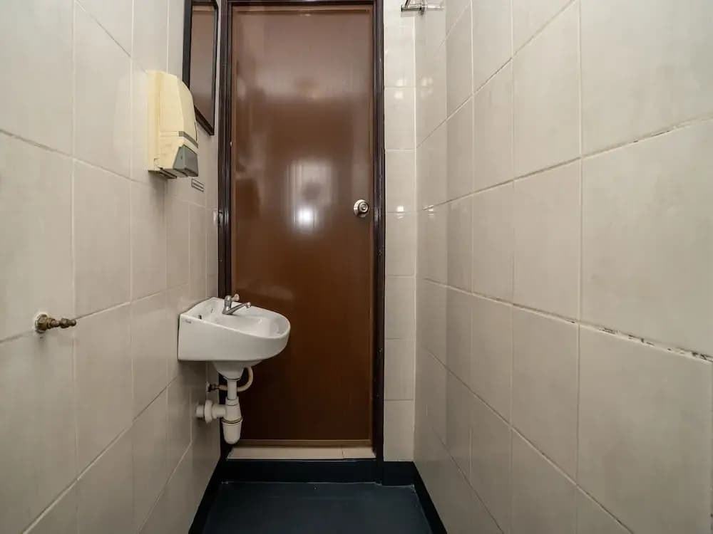OYO 1167 Rest and Go Hotel Klang - photo 9