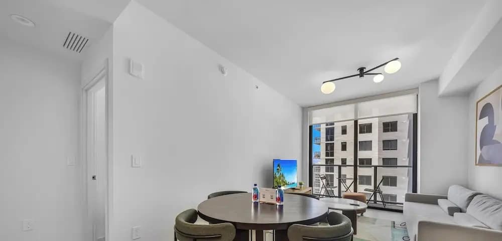 Skyline Views 1BR in - Rooftop pool - photo 13
