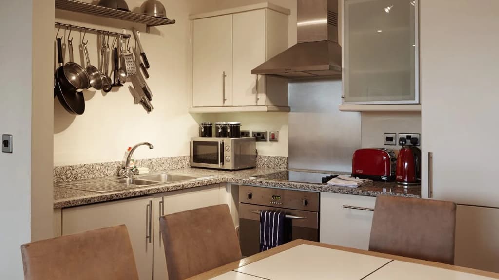 City Marque Waterloo Serviced Apartments - photo 9