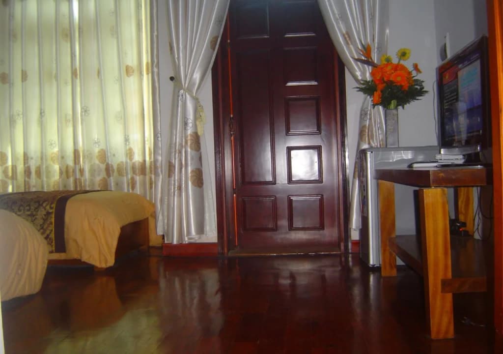 The Marble Mountain Hotel - photo 9