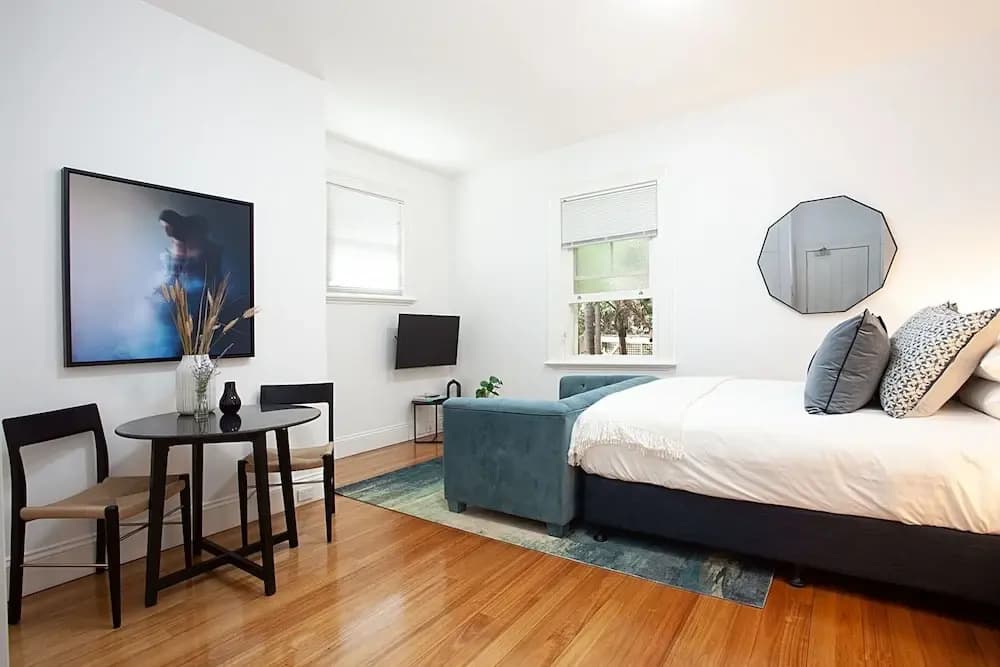 Chic and Characterful Studio Apartment - photo 5