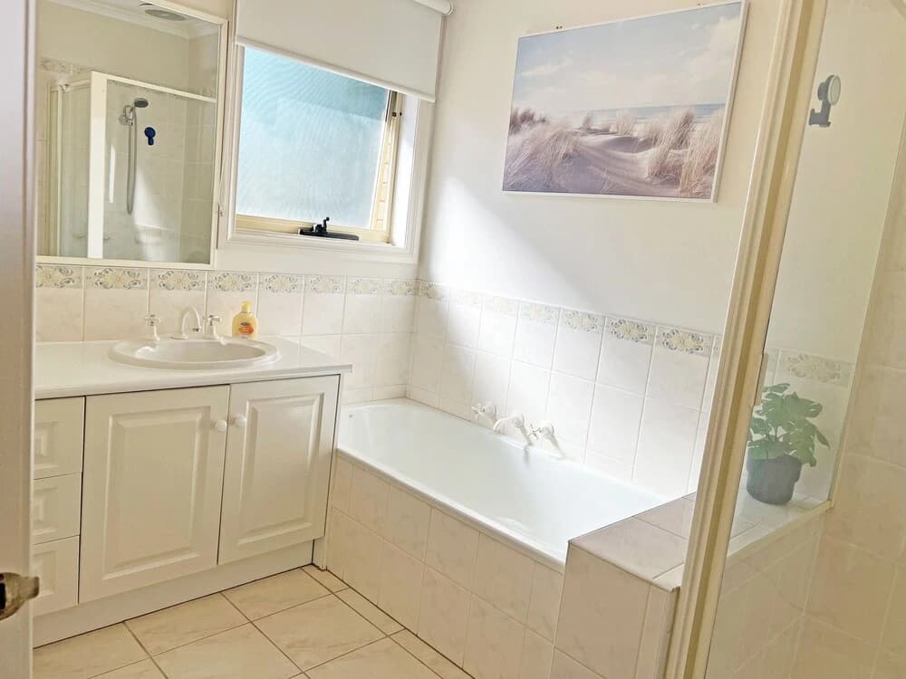 Exquisite 2BR Staycation Ringwood - photo 8