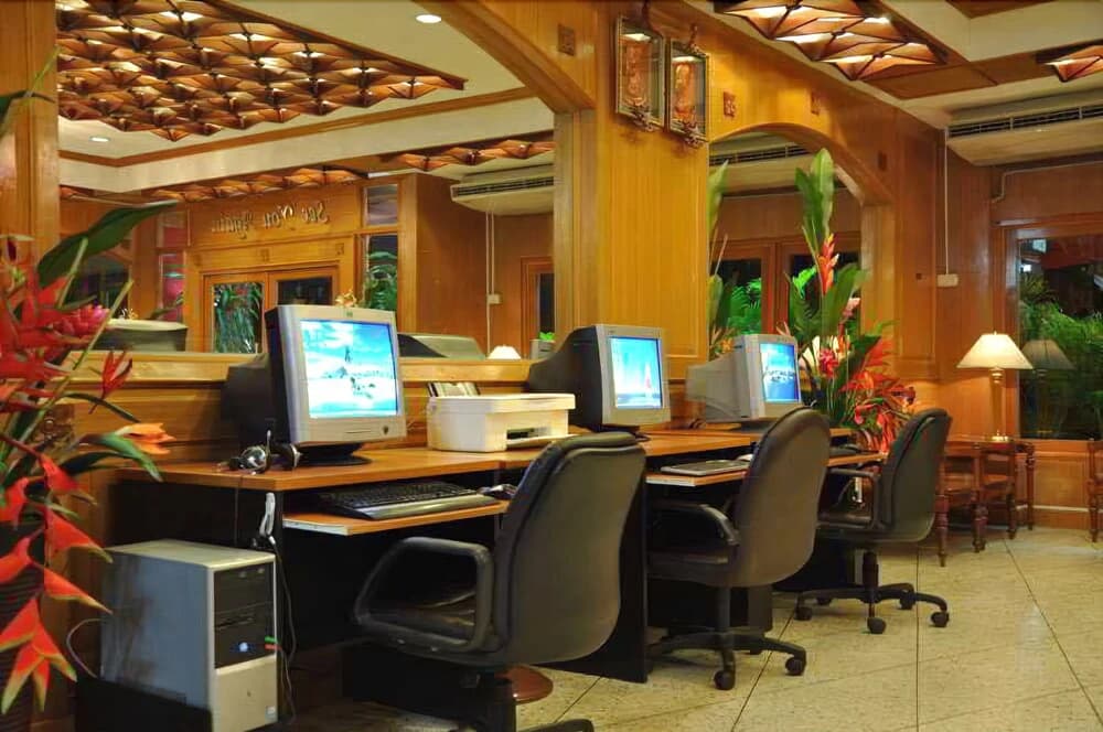 Swan Hotel Bangkok - photo 13