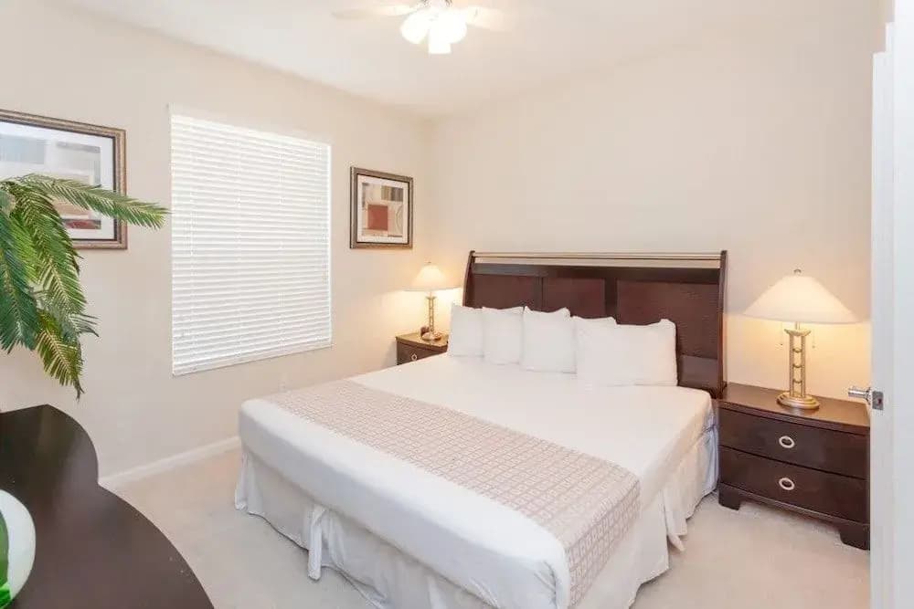 4114 Breakview Dr 307 2 Br condo by RedAwning - photo 4