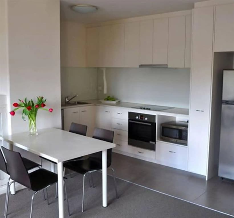 Albert Park Apartments - photo 16