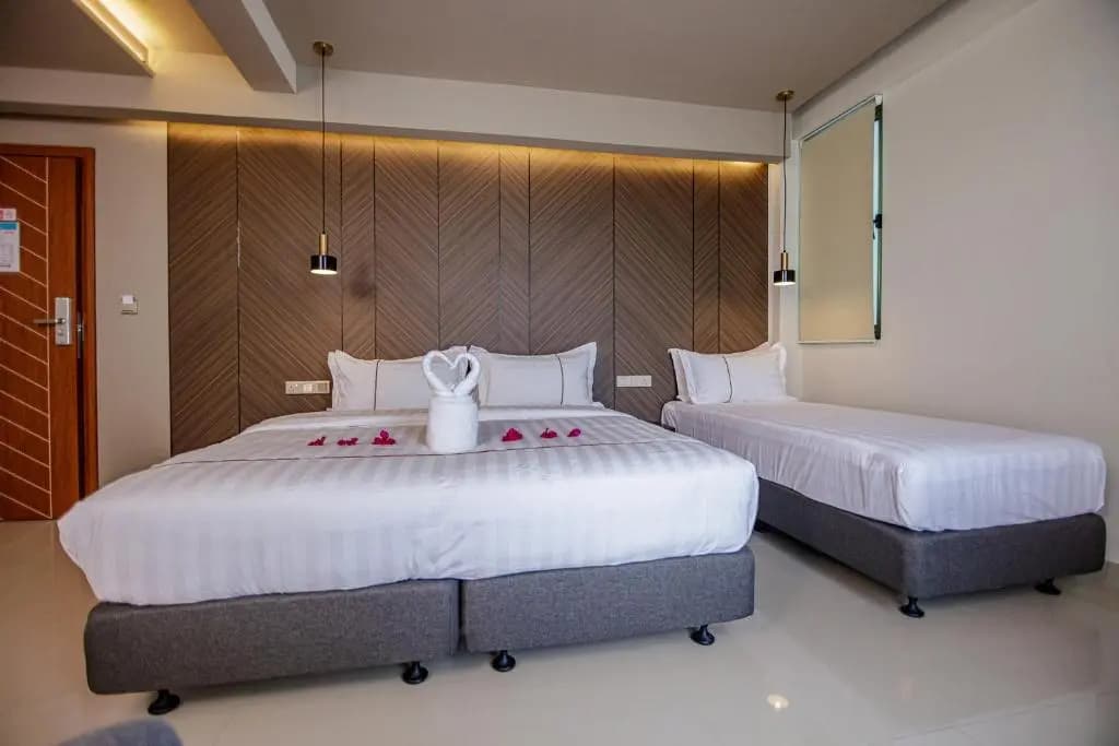 Royal Villa - photo 2