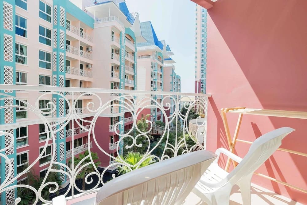 Grande Caribbean Resort by Favstay - photo 13