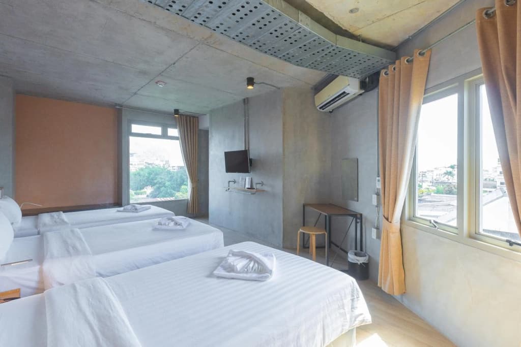 EcoLoft Hotel - photo 2
