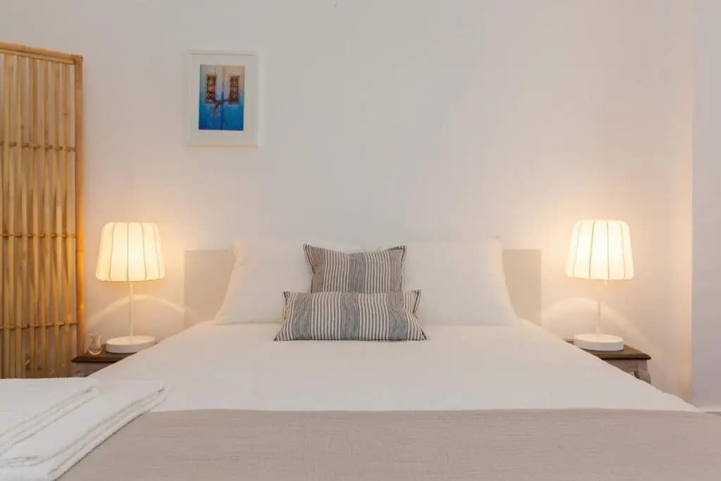 Typical Light Filled Graça Apartment, By TimeCooler - photo 3