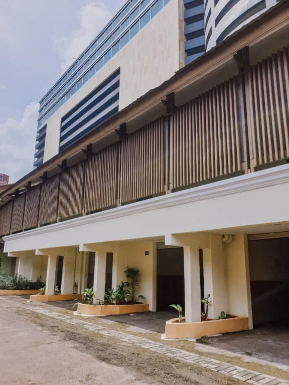 C'One Hotel Cempaka Putih - photo 1