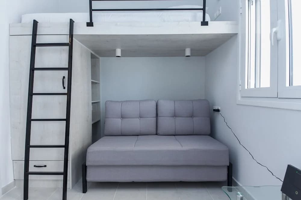 Modern Equipped Studio w View in Kipseli - photo 3