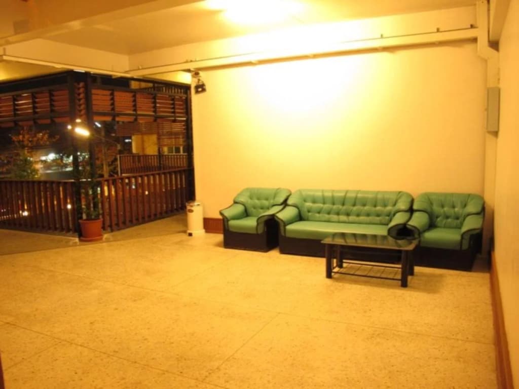 Miami Hotel (SHA Extra Plus) - photo 2