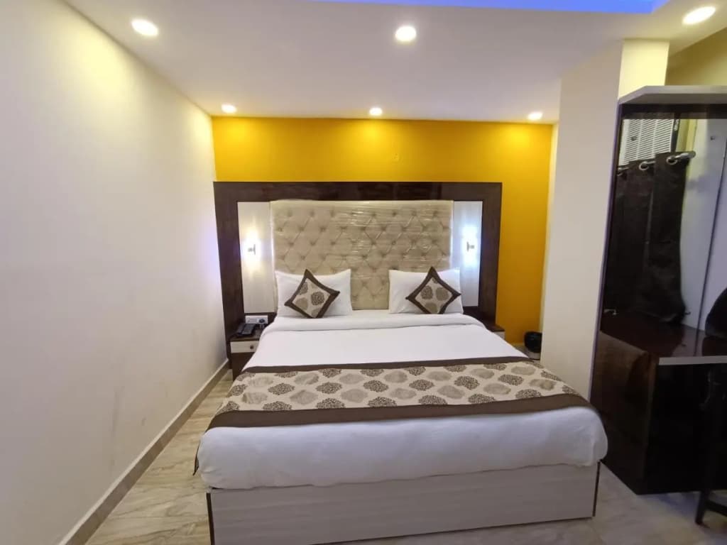Shivaka Inn Residency - photo 28