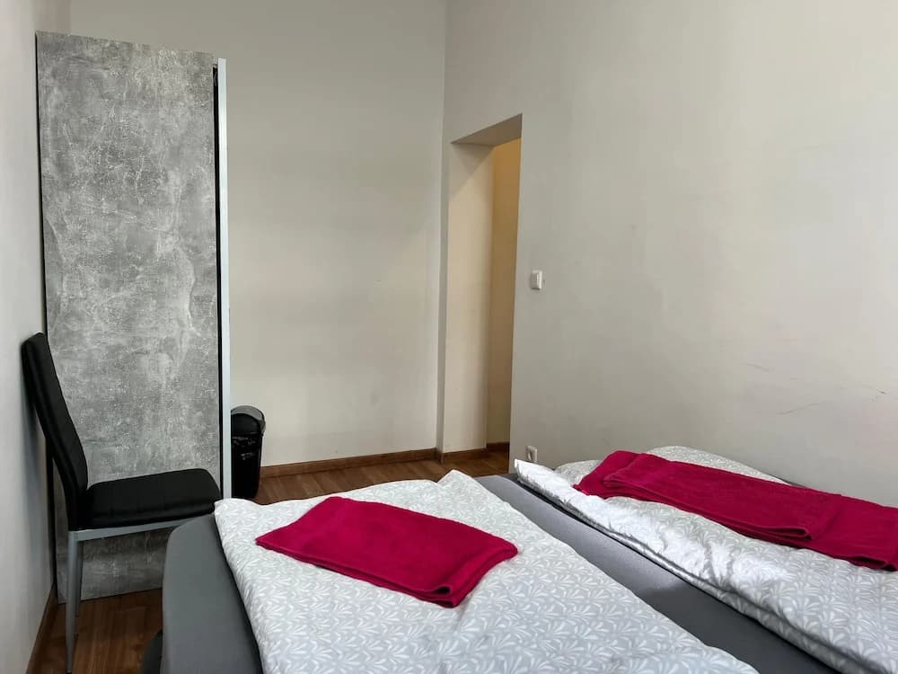 Cozy 3BR shared Apt. Wien Simmering - photo 5